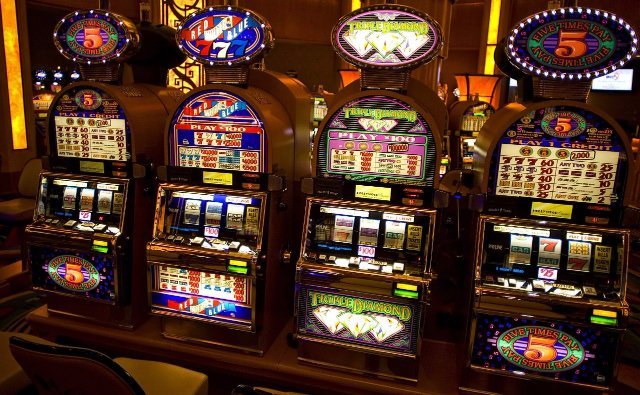 Игровые автоматы с выводом денег в казино Вулкан