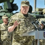Порошенко об армии: число контрактников увеличится, мобилизация и призыв в Вооруженные силы Украины будут продолжены