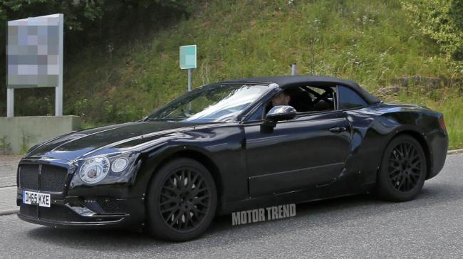В Сети появились снимки тестовой Bentley Continental GTC 2018 (ФОТО)