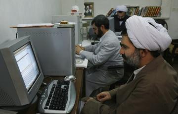 Иран запускает свой Интернет