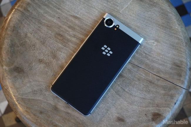 BlackBerry официально представила KEYone (ФОТО)