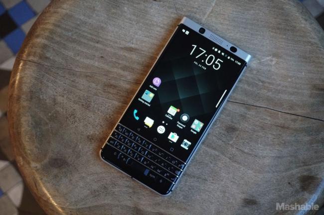 BlackBerry официально представила KEYone (ФОТО)