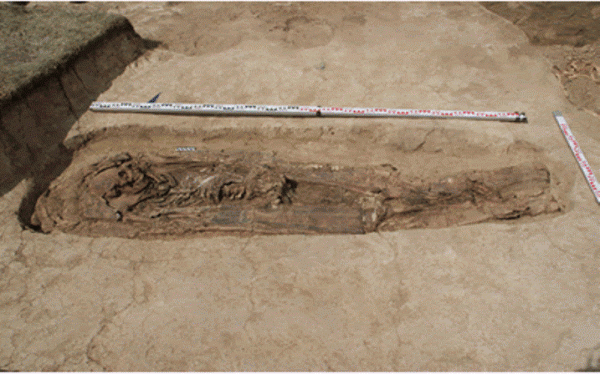 Монгольские археологи обнаружили древнюю могилу (ФОТО)