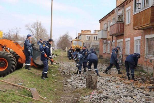 Балаклея после взрывов: город возвращается к прежней жизни (ФОТО)