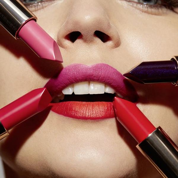 Два цвета: новый тренд для макияжа губ в этом сезоне (ФОТО)